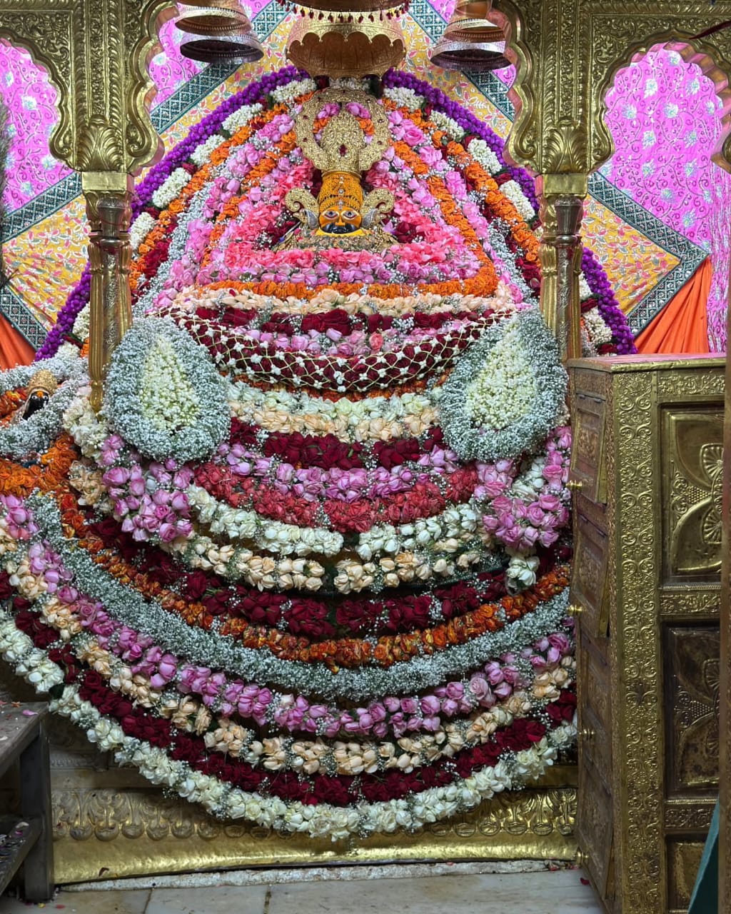Post media