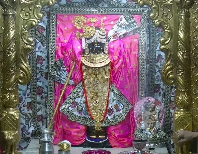 Post media
