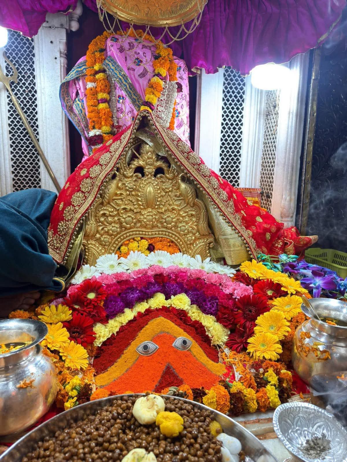 Post media